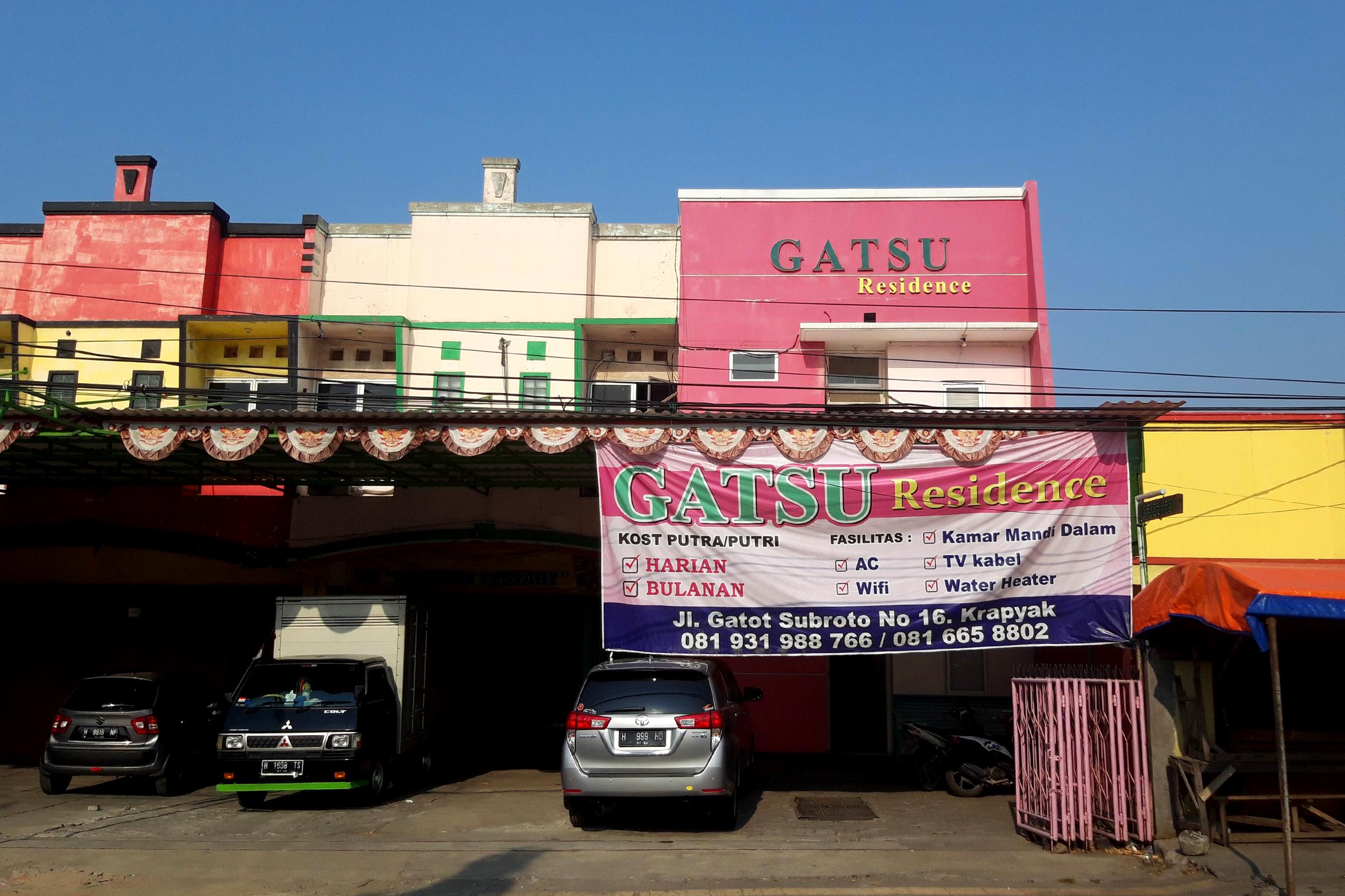 Oyo 1815 Gatsu Residence Semarang Exterior foto
