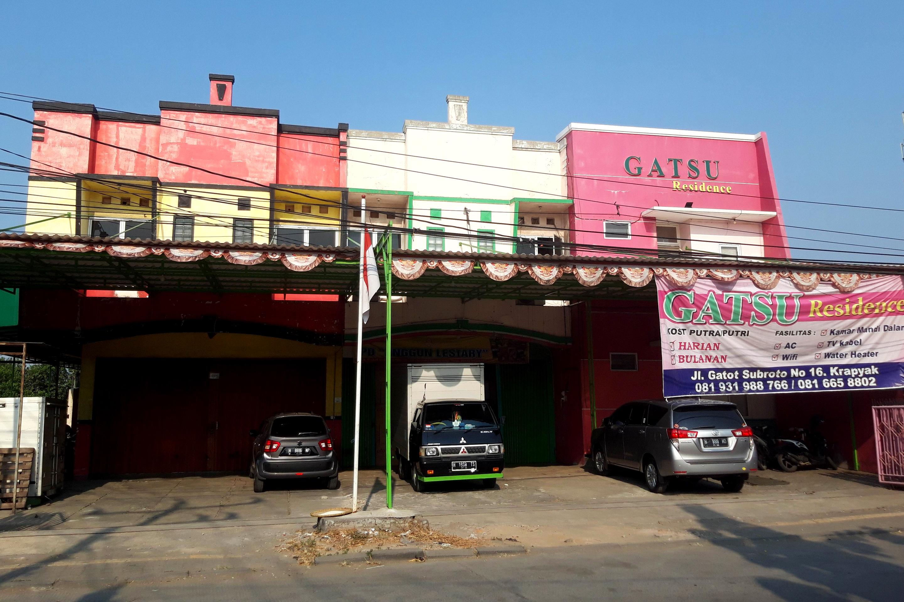Oyo 1815 Gatsu Residence Semarang Exterior foto